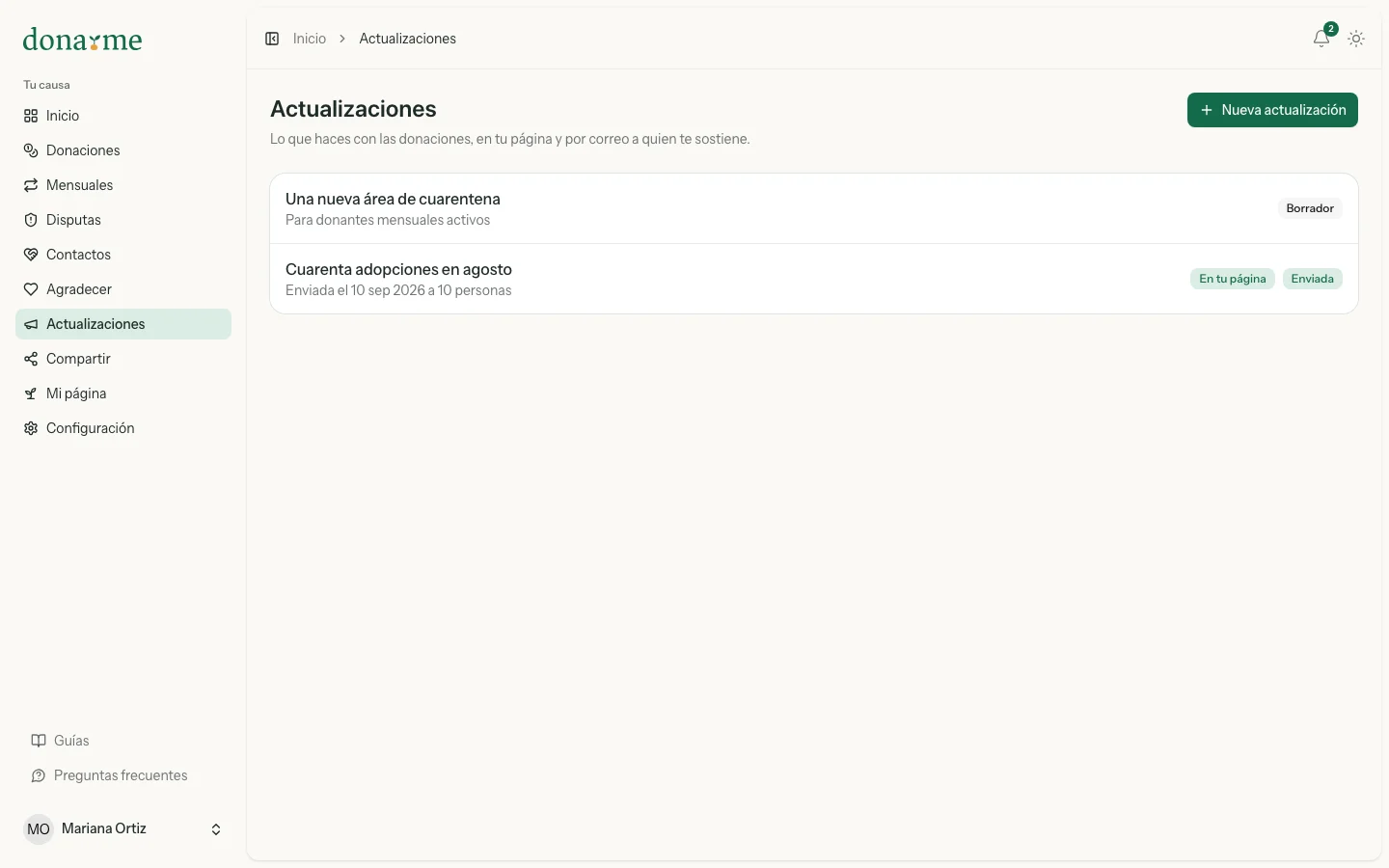 Lista de actualizaciones con una enviada, publicada en la página, y un borrador