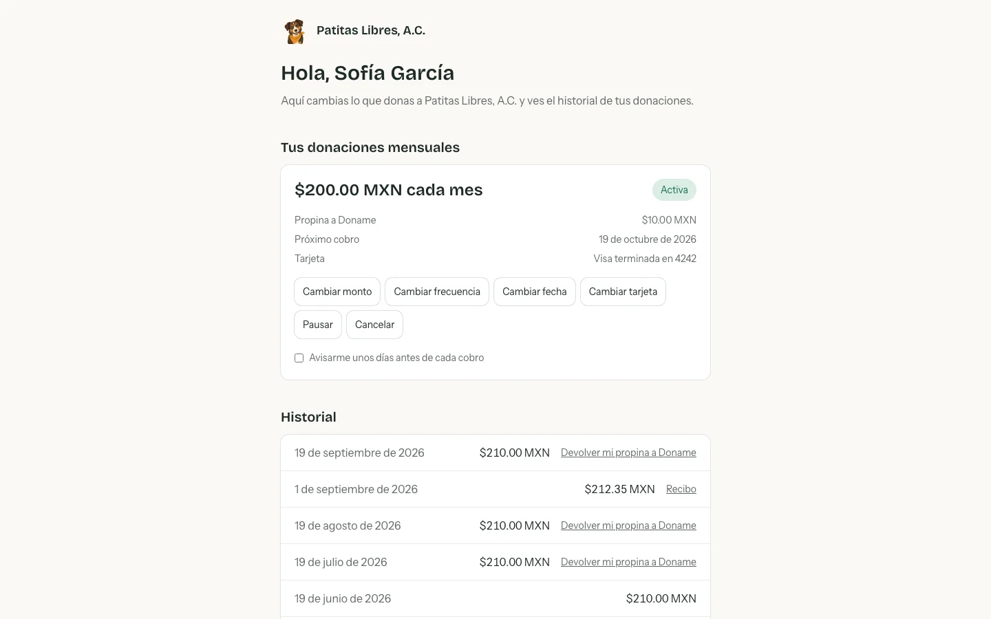 Portal del donante con su donación mensual y los botones para cambiar monto, tarjeta, pausar o cancelar